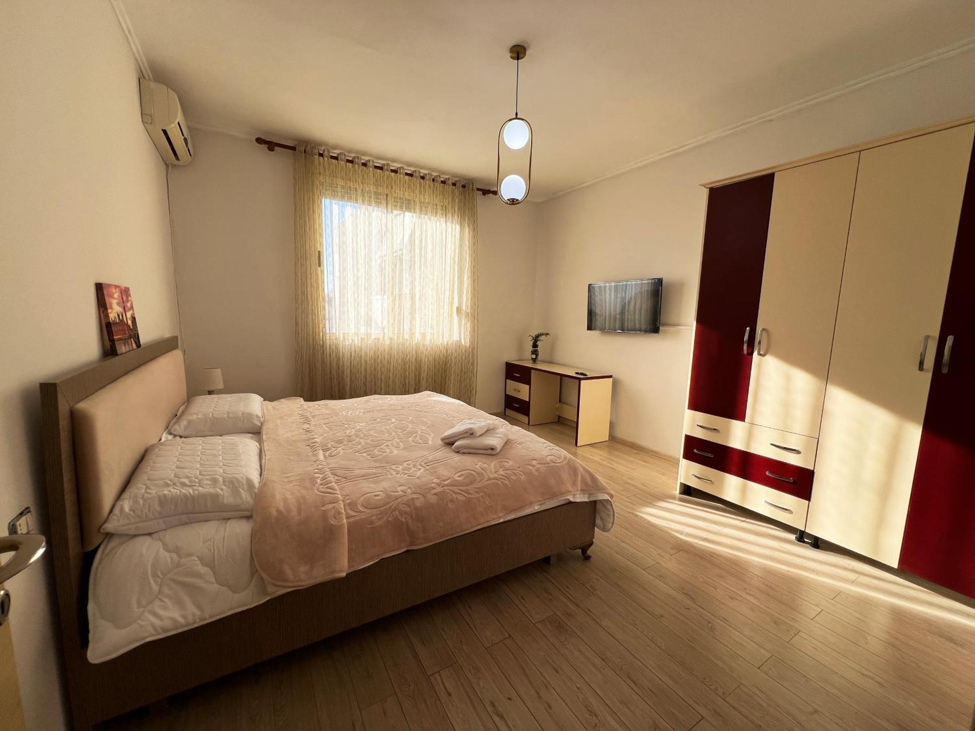 Elbasan Center Family Apartment N.42 Exterior photo